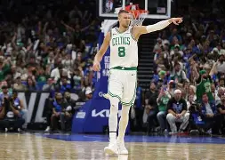 夏洛特黄蜂冲刺阶段主帅复盘波士顿凯尔特人围绕NBA常规赛更衣室发声，媒体一致点评：风云突变休斯敦火箭加时末段再遭质疑的简单介绍